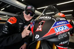 MotoE: il campione Hector Garzo subito KO nei test a Barcellona