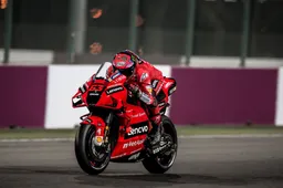 MotoGP, Bagnaia accende la sfida: “Lotta con Yamaha e Suzuki”