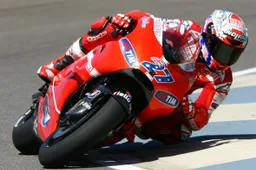 MotoGP: Casey Stoner "Una banale scivolata, sono deluso"