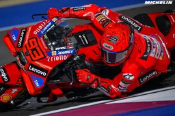 MotoGP Qatar: Marquez top del warm up, chi vincerà il GP? Gli orari
