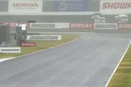 MotoGP: cancellata la prima sessione di prove libere