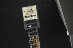 MotoGP: breve scroscio di pioggia a Losail