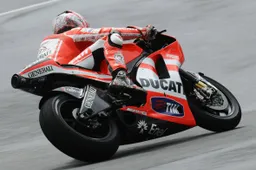 MotoGP: olio in pista, slittano le prove della 125cc ad Assen