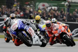 MotoGP: tribune "dedicate" al Gran Premio di Le Mans