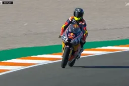 Red Bull Rookies Cup, Valencia-2: David Muñoz, il bis in Gara 2