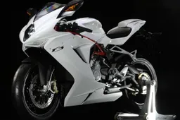MV Agusta F3 675