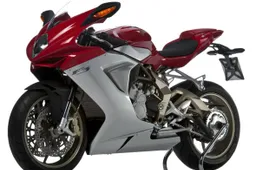 MV Agusta F3, anticipata la produzione a settembre