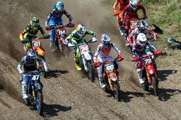 Dall'Argentina nel Mondiale Motocross MX2 riparte la caccia a de Wolf