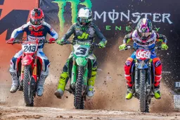 Renaux, Febvre, Gajser: sfida a tre nel Mondiale Motocross MXGP