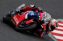Honda HRC con Nagashima in pole alla 8 ore di Suzuka, Rea 2°