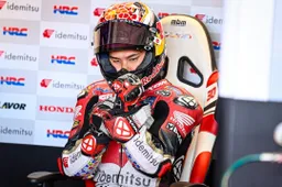Un mental coach per Nakagami. "Quinto anno in MotoGP, è ora di fare bene"