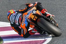 Moto2: Jorge Navarro e Speed Up brillano nei test in Qatar