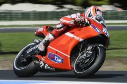 MotoGP: Nicky Hayden "Lottare con Rossi non è mai facile"