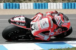 MotoGP: anche Nicky Hayden prova la "divertente" GP12