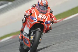 Nicky Hayden star dello spot Ducati Hypermotard 2013
