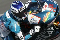 125cc Aragon Prove Libere 1: Nico Terol prima della pioggia