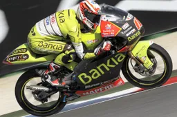 125cc: Nico Terol con 12 vittorie pareggia i conti con Rossi