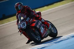 Superbike, Bulega: "In MotoGP con VR46? Non una buona idea, ecco perché"