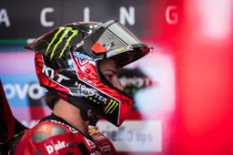 Superbike, Bulega fissa l'obiettivo: sfida lanciata a Toprak e BMW