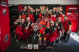 Superbike, Nicolò Bulega tripletta col brivido: "Sono quasi caduto"