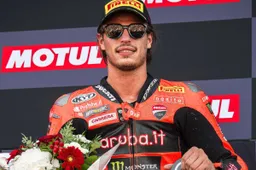 Superbike, Bulega disarmato contro questo Razgatlioglu: Ducati deve reagire