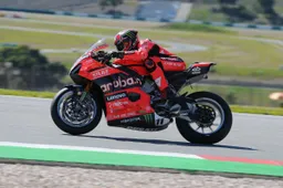 Superbike, Bulega prepara il duello: "Razgatlioglu uomo da battere, ma…”