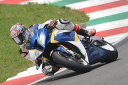 Noriyuki Haga prova la BMW S1000RR al Mugello