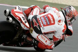 Superbike Losail Gara 1: la cronaca di gara play by play