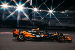 Formula 1 Abu Dhabi: Norris e Piastri in prima fila, Ferrari appesa ad un filo