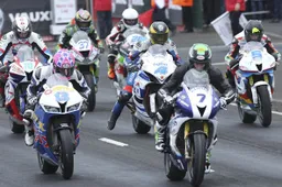 North West 200: Michael Dunlop protagonista in un'edizione ricca di colpi di scena