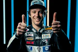 Superbike, Oettl da Ducati a Yamaha: correrà col team GMT94