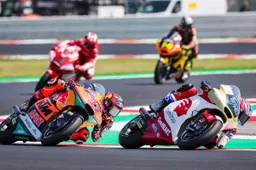 Moto2: Ogura gioca in casa, sette punti per riagganciare Fernandez