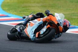 MotoGP, Ai Ogura squalificato: la nuova classifica del GP Argentina