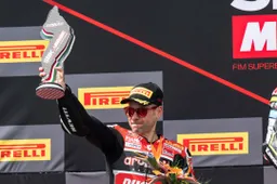 SBK Imola, Bautista: "2° posto prezioso". Davies: "Ci riproviamo"