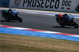 Supersport Misano: Manzi butta via gara 2, Oncu ne approfitta