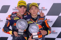 Moto3: Deniz Öncü e Ayumu Sasaki, la doppia festa di KTM Tech3