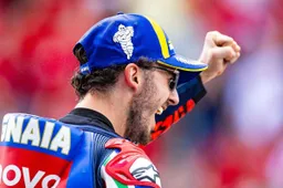 MotoGP, Bagnaia sfida Marquez: "Non abbiamo nulla di meno"