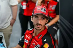 MotoGP, Bagnaia tocca il fondo: "Non accetterò mai questa situazione"