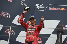 MotoGP, Bagnaia onesto: "Zero scuse, Marquez è stato più forte"