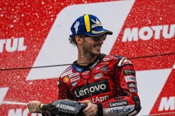 MotoGP, Agostini: "Se Bagnaia batterà Marquez con la stessa moto..."