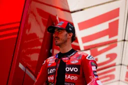 MotoGP, Ducati sprona Bagnaia: "Più veloce, ma non basta..."