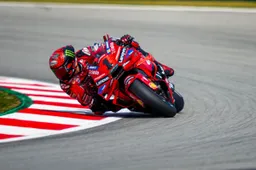 MotoGP, Pecco Bagnaia critica l'asfalto di Barcellona: "È un disastro"