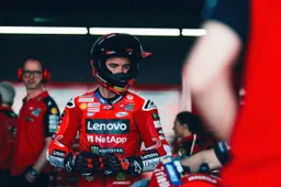 MotoGP, dramma Bagnaia a Buriram: tensione in pista e problemi ai box