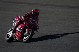 MotoGP, si decide tutto a Valencia: i pronostici e i precedenti