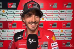 MotoGP, Bagnaia e il duello con Bezzecchi: "Se resta dietro va bene"
