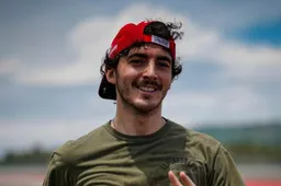 Pecco Bagnaia per il dopo Valentino Rossi: come far breccia nel cuore dei fan