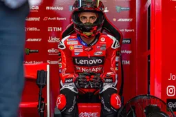 MotoGP, Bagnaia: "Non sono diventato stupido. Martin? Ecco cosa penso"