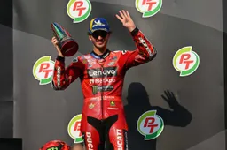 MotoGP, Bagnaia riconosce la superiorità di Marquez: "Ha giocato con noi"