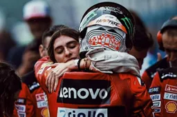 MotoGP, la fidanzata di Bagnaia: "Bello avere un rivale come Fabio"