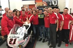 Che regalo per Pecco Bagnaia: la Mahindra Moto3 della 1° vittoria